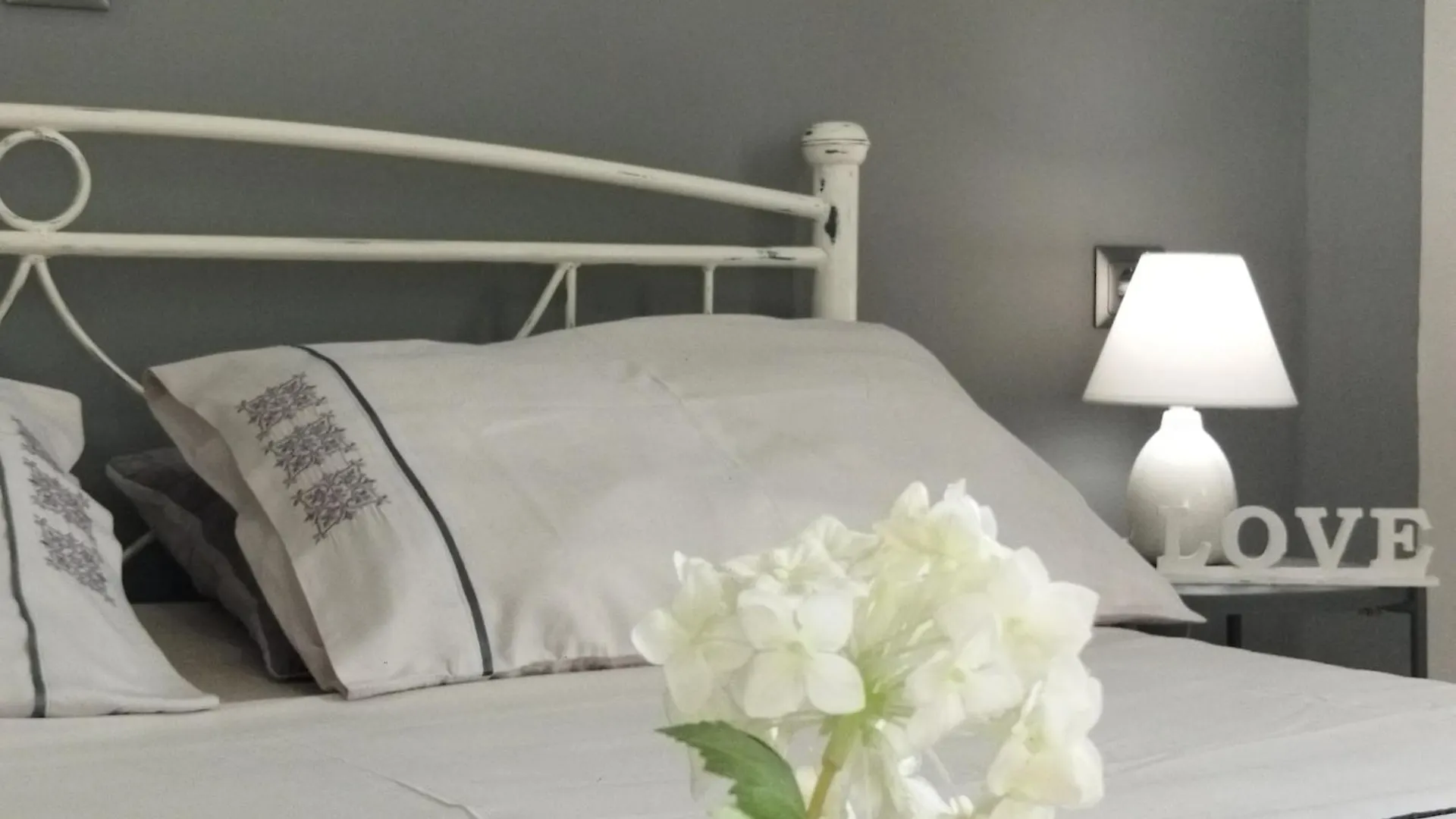 Grey Sense Luxury Apartment Heraklion